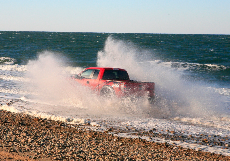 Illustration for article titled Hooning The Ford Raptor